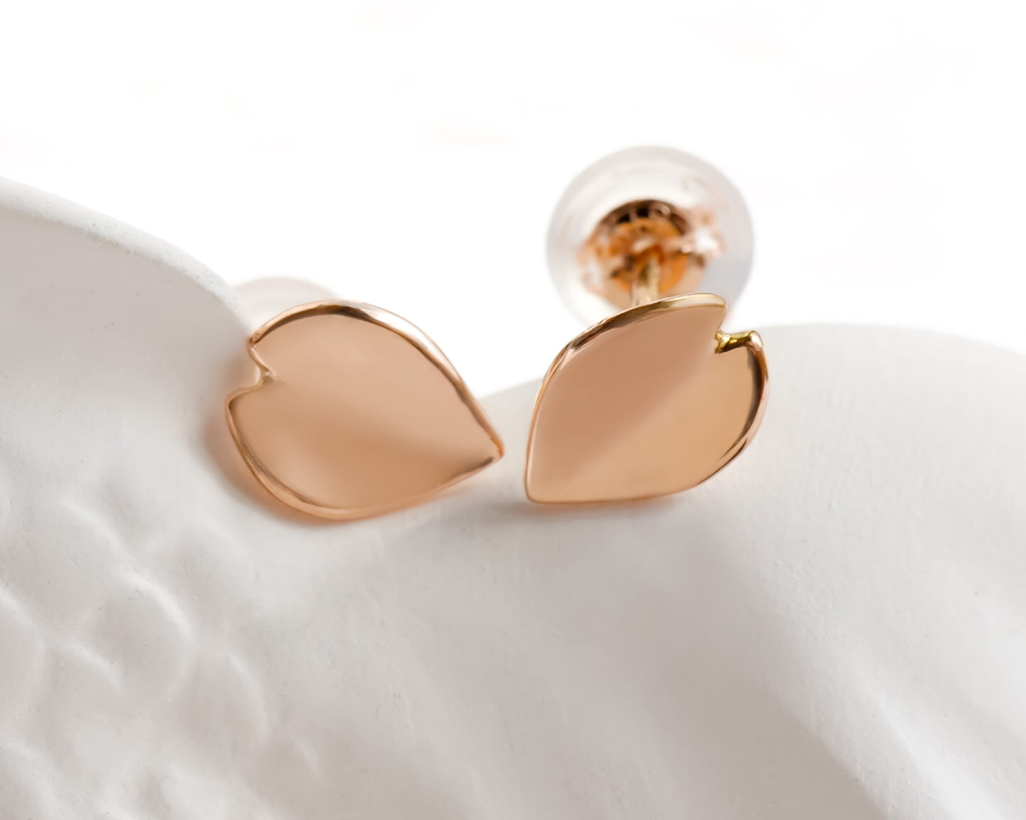 Cherry Blossom Petal Stud Earrings in 18K Gold