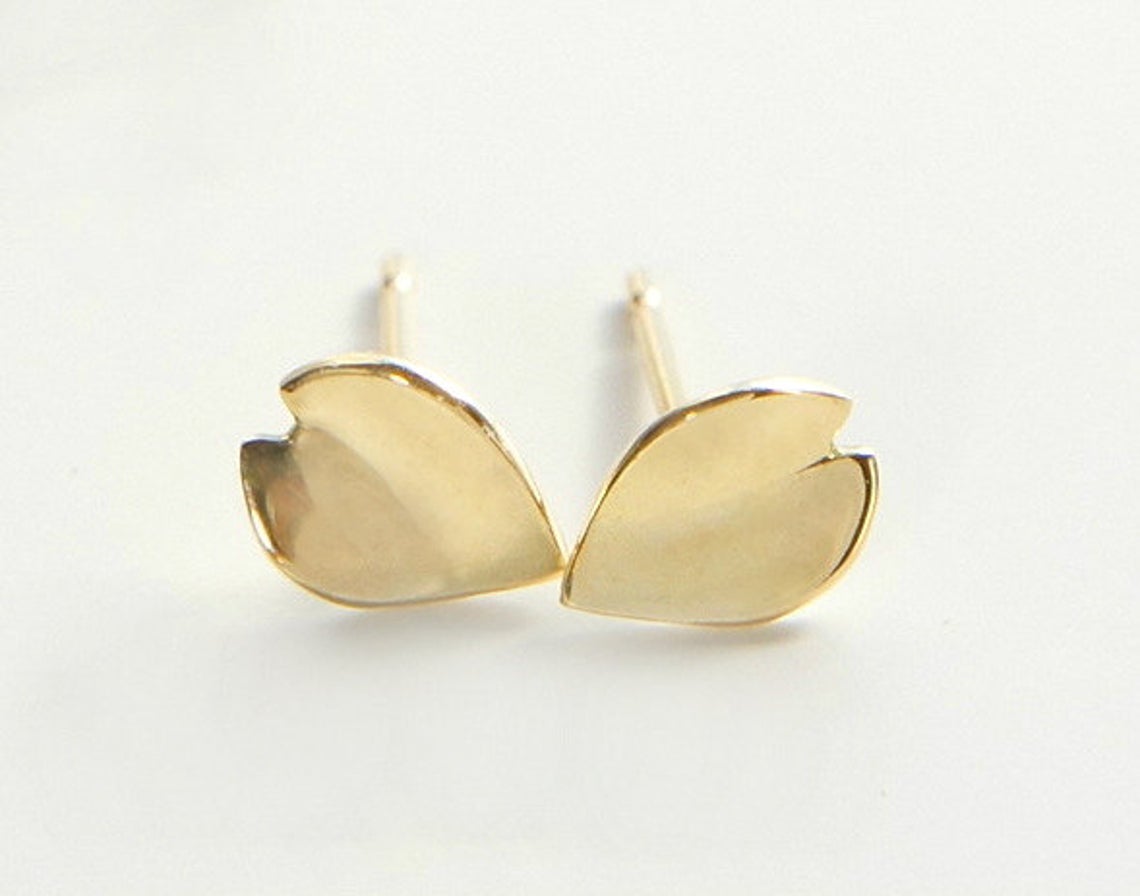 Cherry Blossom Petal Stud Earrings in 18K Gold